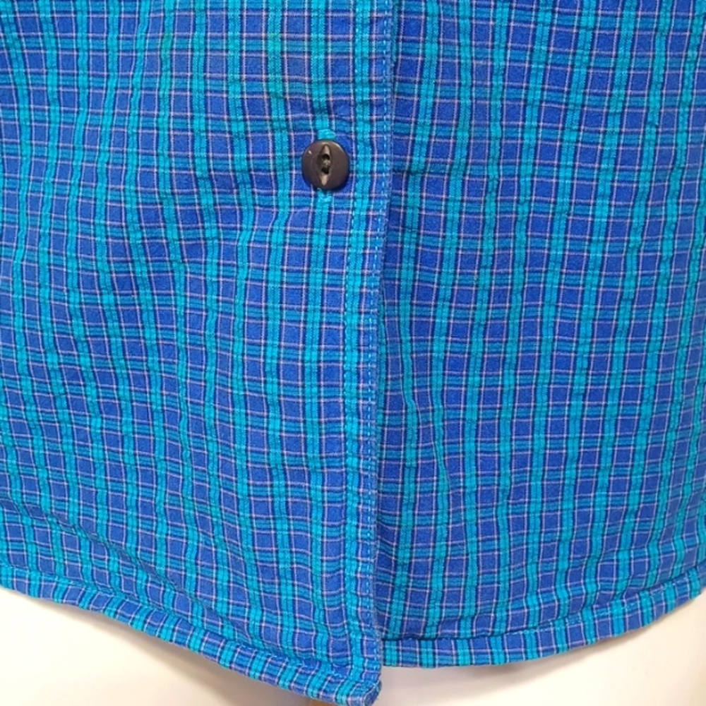 Eddie Bauer sleeveless buttonup top - Picture 4 of 11